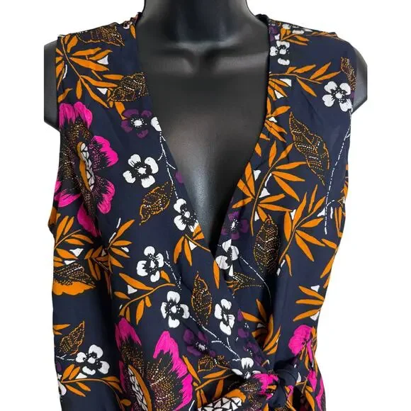 A New Day a.n.d by Andea Blouse Large Floral Sleeveless V-Neck Wrap Top Blue New - Picture 2 of 9